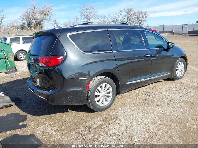 VIN 2C4RC1BG3HR501786 2017 CHRYSLER PACIFICA no.4