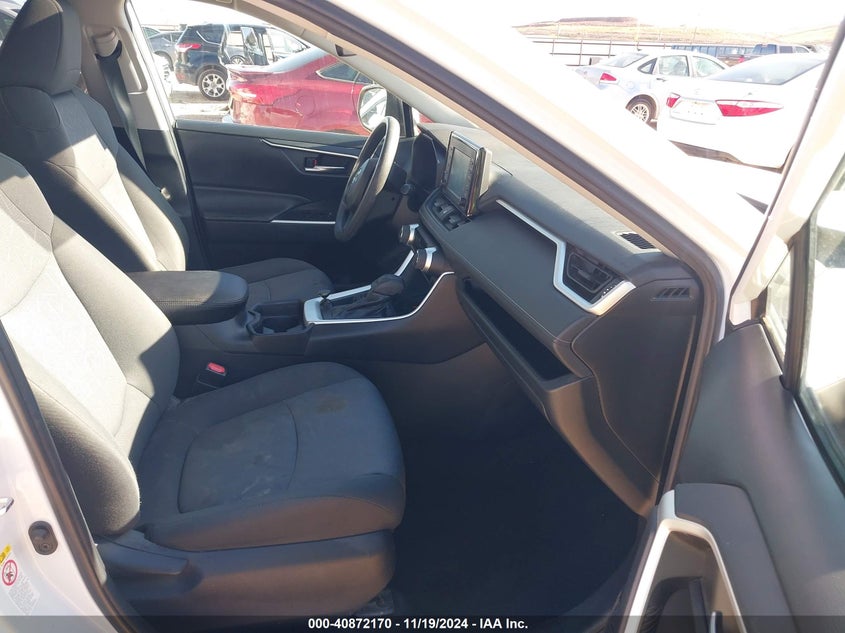 2019 TOYOTA RAV4 XLE - 2T3W1RFV7KW005273
