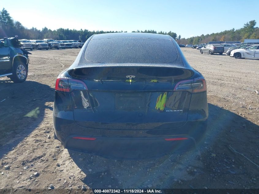 2022 Tesla Model Y Long Range Dual Motor All-Wheel Drive VIN: 7SAYGAEE1NF467559 Lot: 40872342