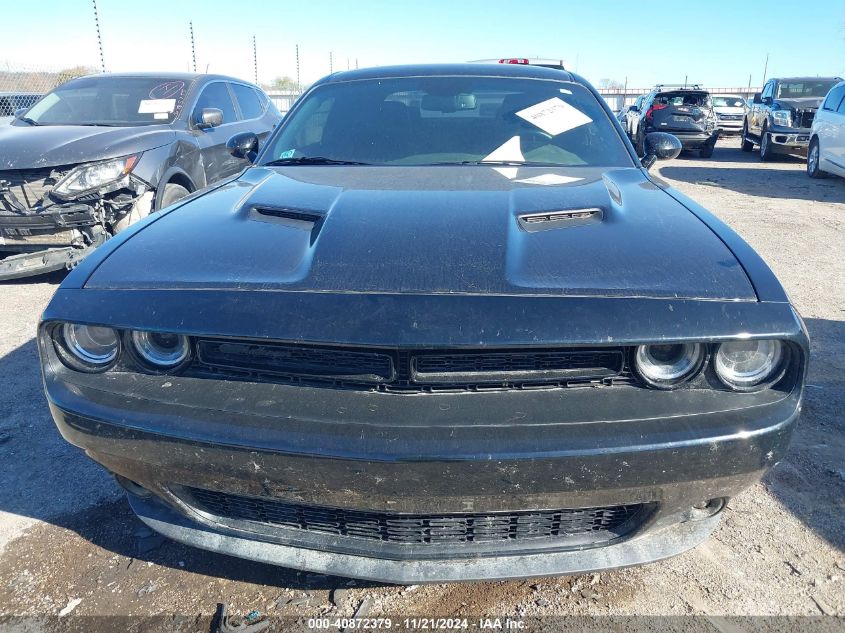 2022 Dodge Challenger Sxt VIN: 2C3CDZAG6NH131975 Lot: 40872379