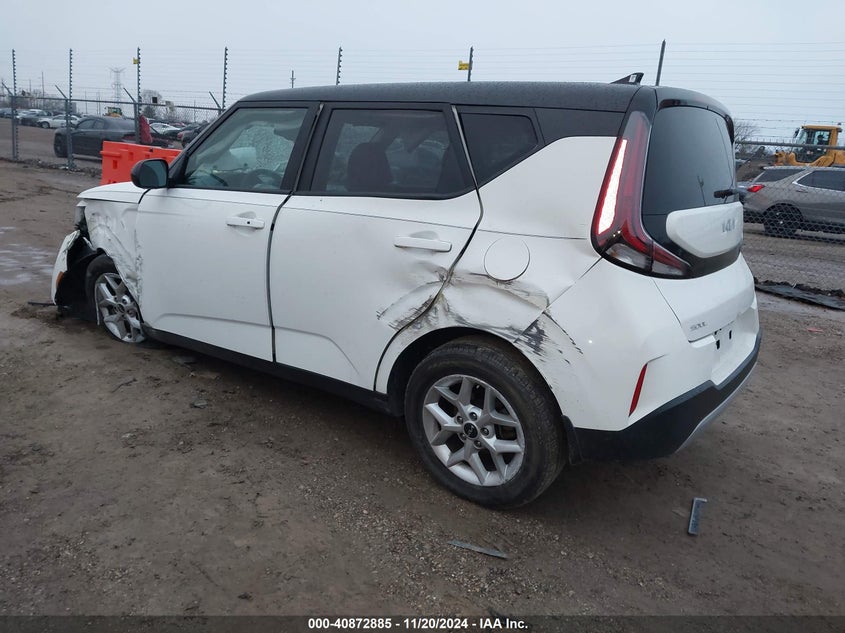 2023 KIA SOUL VIN: KNDJ23AU4P7213505