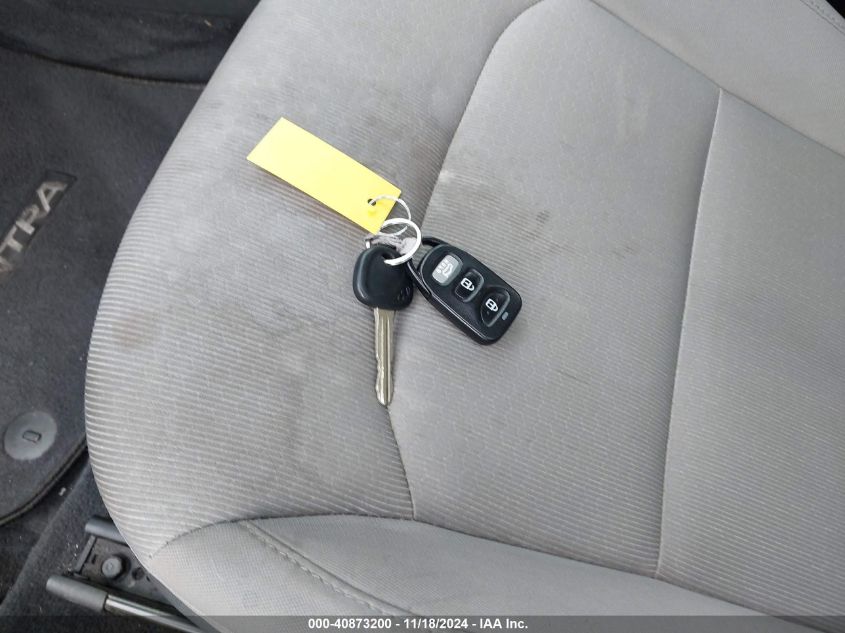 VIN 5NPD84LF2HH021965 2017 HYUNDAI ELANTRA SE