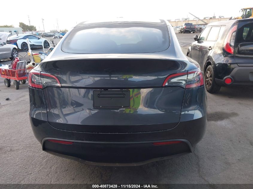 2024 Tesla Model Y Long Range Dual Motor All-Wheel Drive/Rwd VIN: 7SAYGDED7RF118548 Lot: 40873428