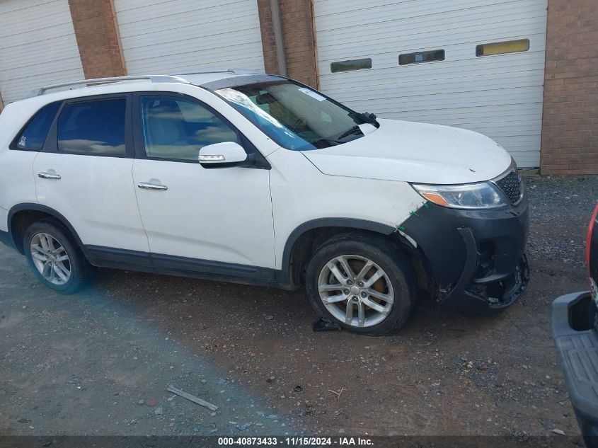 VIN 5XYKT3A61FG566949 2015 KIA Sorento, LX no.1