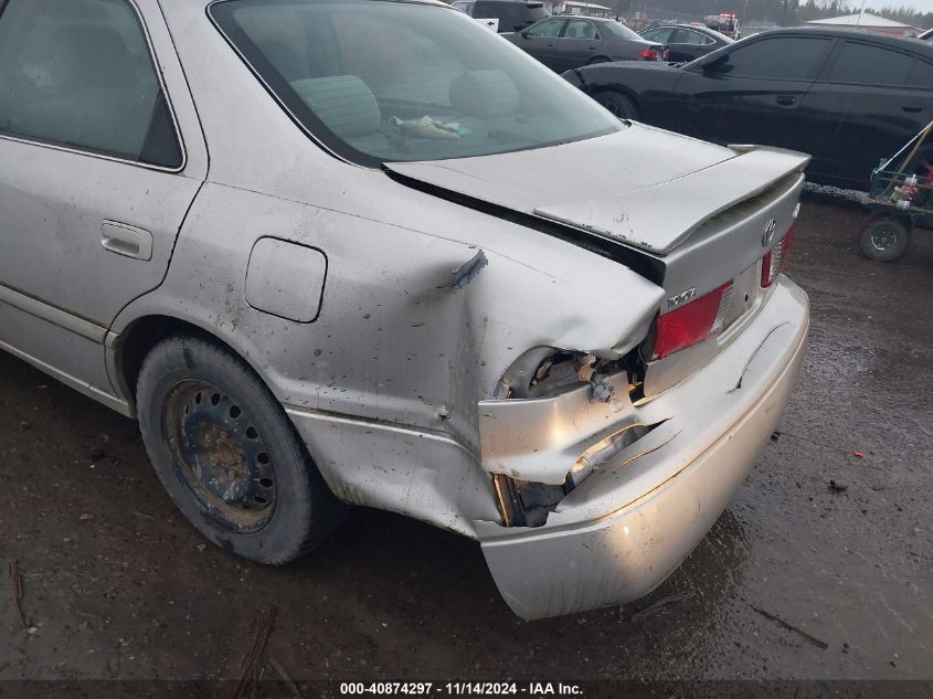 2001 Toyota Camry Le VIN: 4T1BG22K21U064867 Lot: 40874297