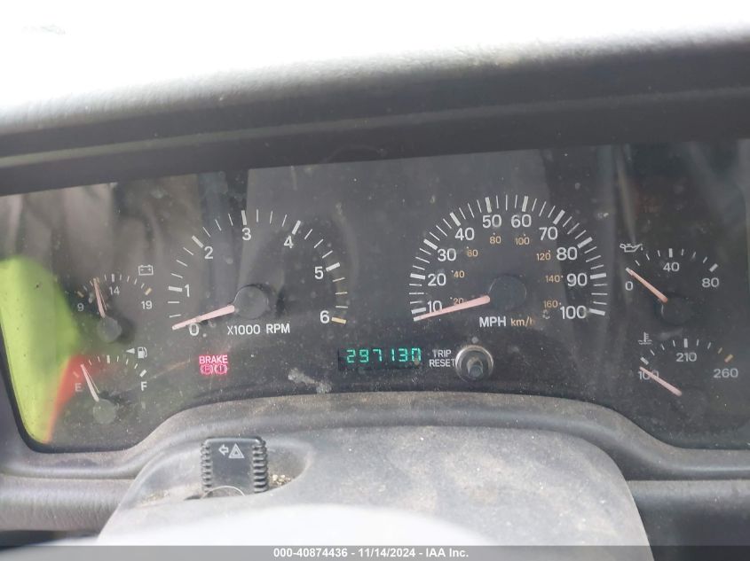 2000 Jeep Cherokee Classic VIN: 1J4FT58S8YL157901 Lot: 40874436