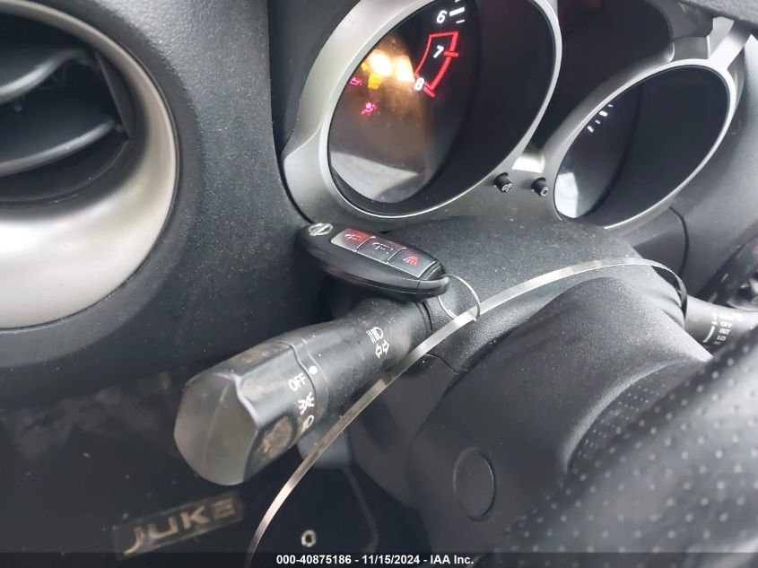 2013 NISSAN JUKE SV - JN8AF5MV1DT227857