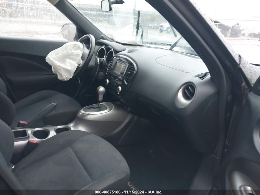 2013 NISSAN JUKE SV - JN8AF5MV1DT227857