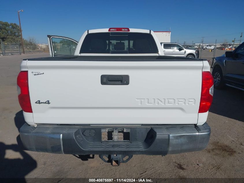 2017 Toyota Tundra Sr5 5.7L V8 VIN: 5TFUW5F11HX632411 Lot: 40875597