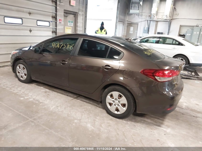 2018 KIA FORTE VIN: 3KPFK4A7XJE180796