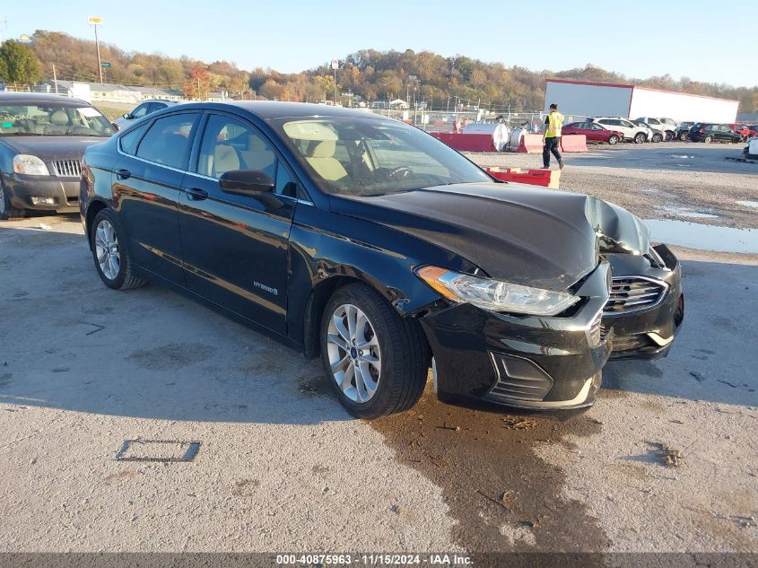 VIN 3FA6P0LUXKR222672 2019 FORD FUSION HYBRID no.1