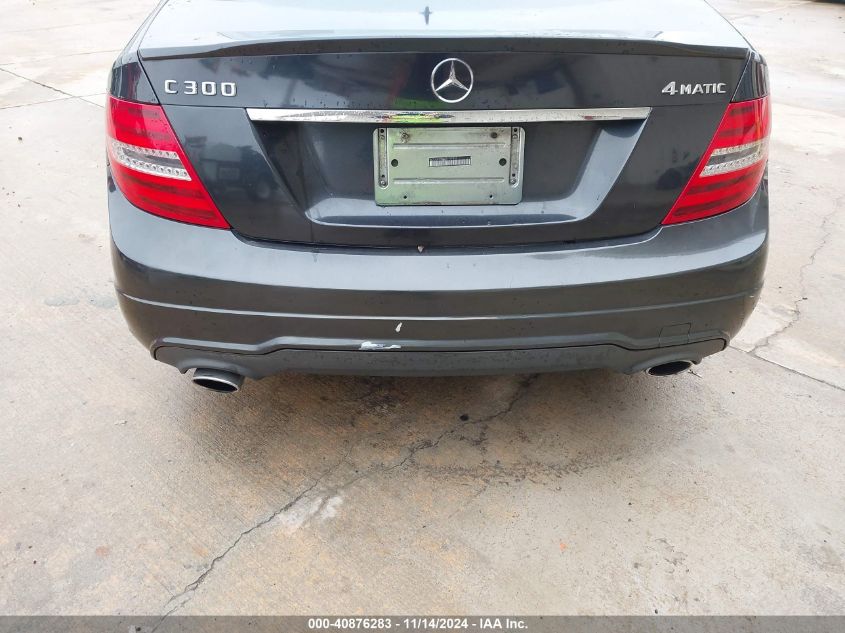 2012 Mercedes-Benz C 300 Luxury 4Matic/Sport 4Matic VIN: WDDGF8BB3CR199853 Lot: 40876283