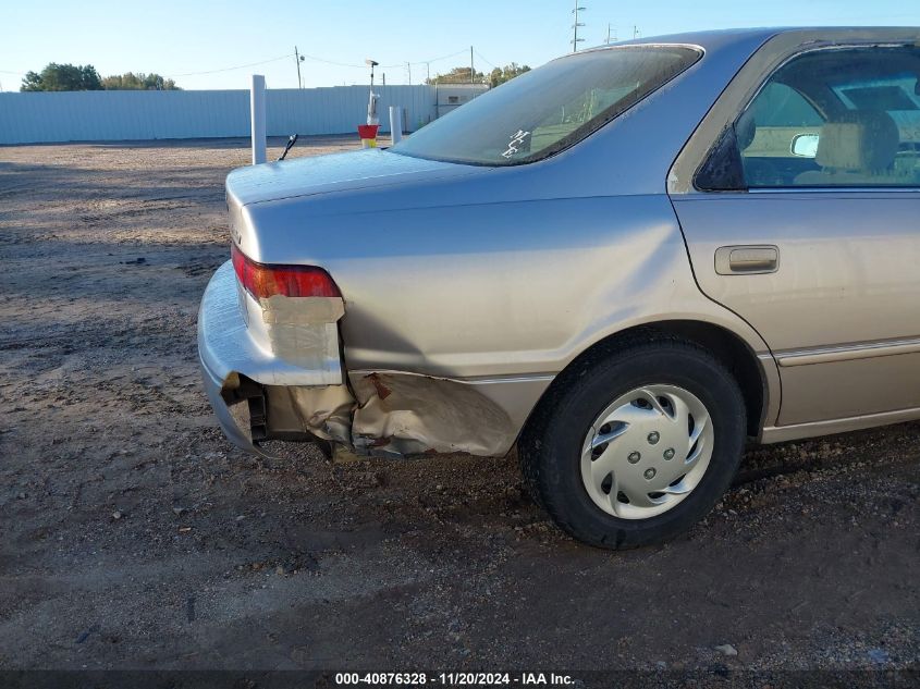 1999 Toyota Camry Le VIN: 4T1BG22KXXU476026 Lot: 40876328