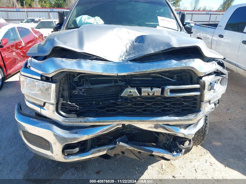 2022 Ram 3500 Tradesman 4X4 8' Box VIN: 3C63RRGL4NG113628 Lot: 40876839