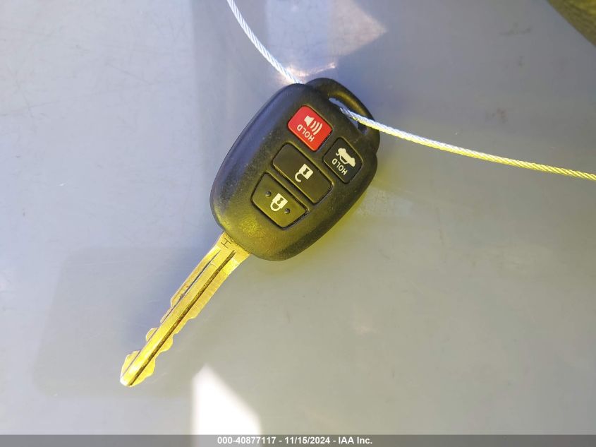 VIN 2T1BURHE8KC149668 2019 TOYOTA COROLLA LE