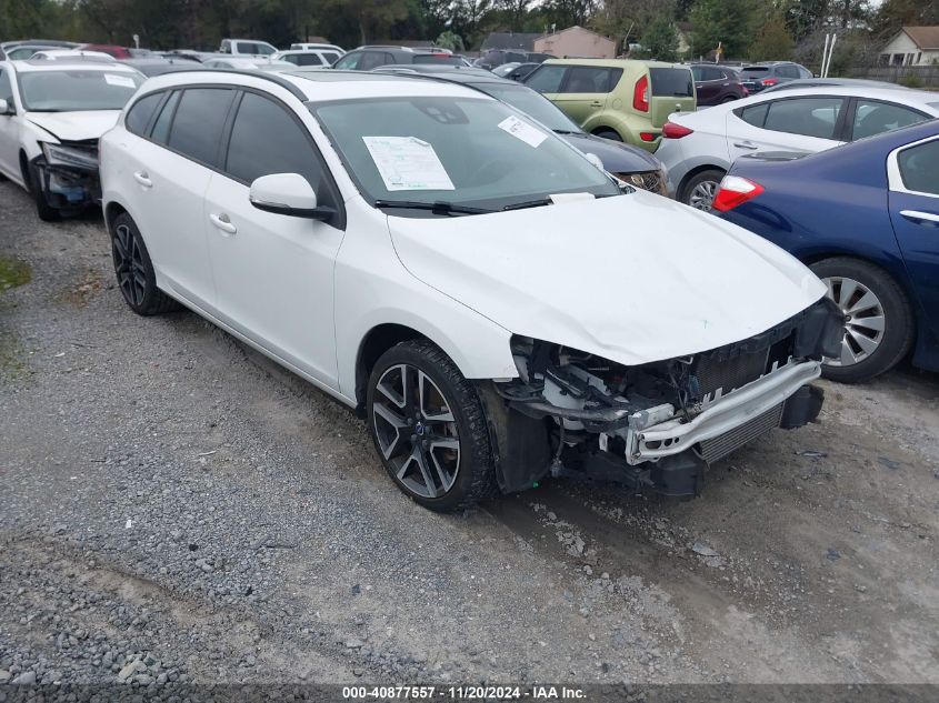 VIN YV140MEL6J2391036 2018 Volvo V60, T5 Dynamic no.1