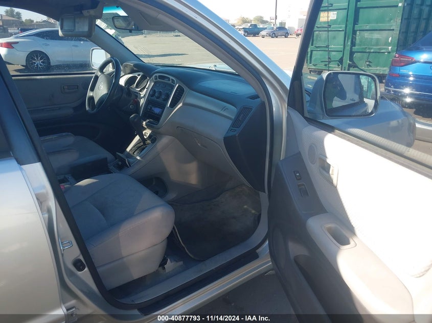 JTEGP21A640039416 2004 TOYOTA HIGHLANDER photo no. 5