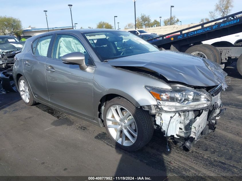 VIN JTHKD5BHXH2285379 2017 Lexus CT, 200H no.1