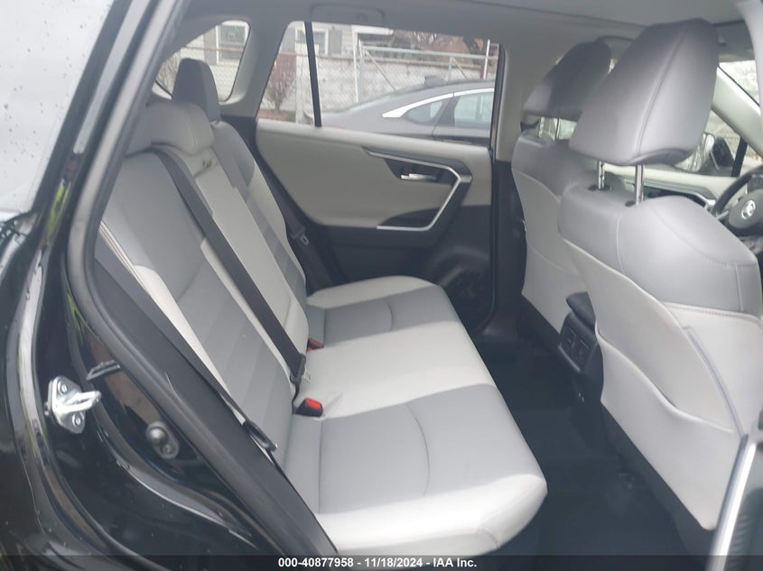 VIN JTMDWRFV6KD503812 2019 TOYOTA RAV4 HYBRID LIMITED