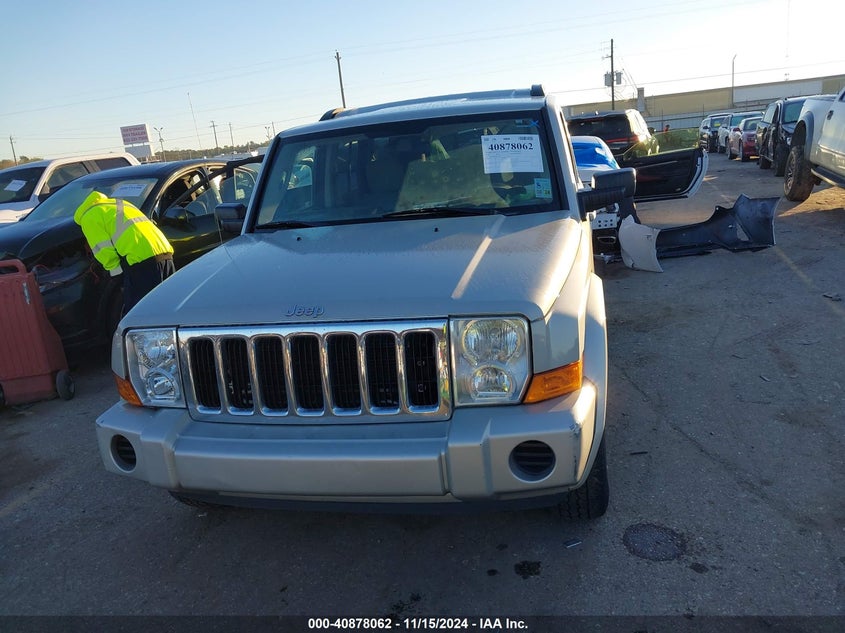 2008 Jeep Commander Sport VIN: 1J8HH48K48C213531 Lot: 40878062