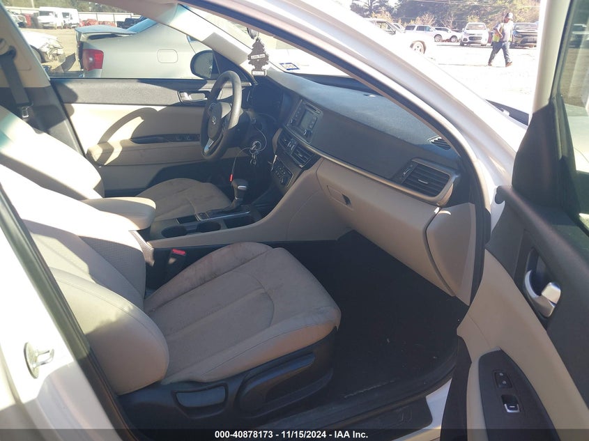 2017 KIA OPTIMA VIN: KNAGT4L37H5153201