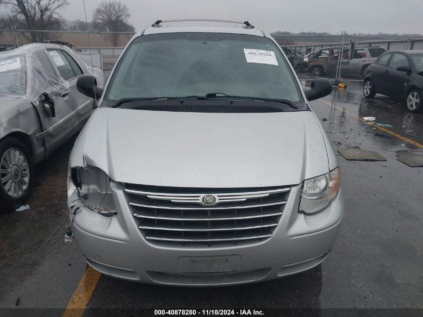 2006 Chrysler Town & Country Limited VIN: 2A8GP64L56R740099 Lot: 40878280