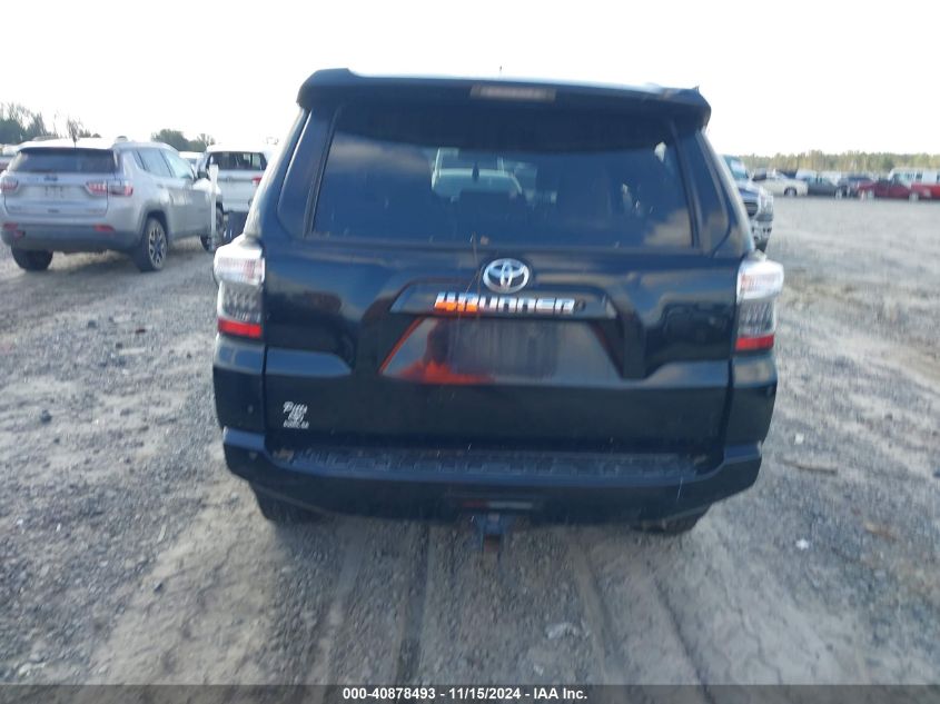 VIN JTEBU5JR5J5581096 2018 Toyota 4runner, SR5 no.16