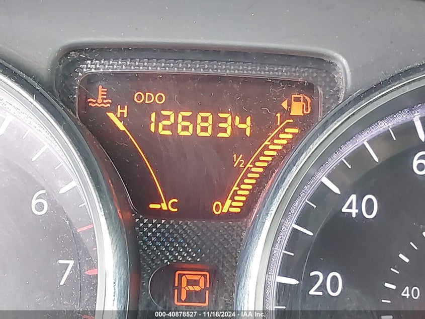 2014 NISSAN VERSA 1.6 SV - 3N1CN7APXEL818982