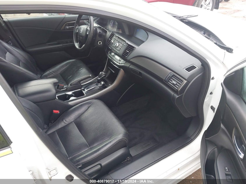 2017 HONDA ACCORD VIN: 1HGCR2F54HA061490