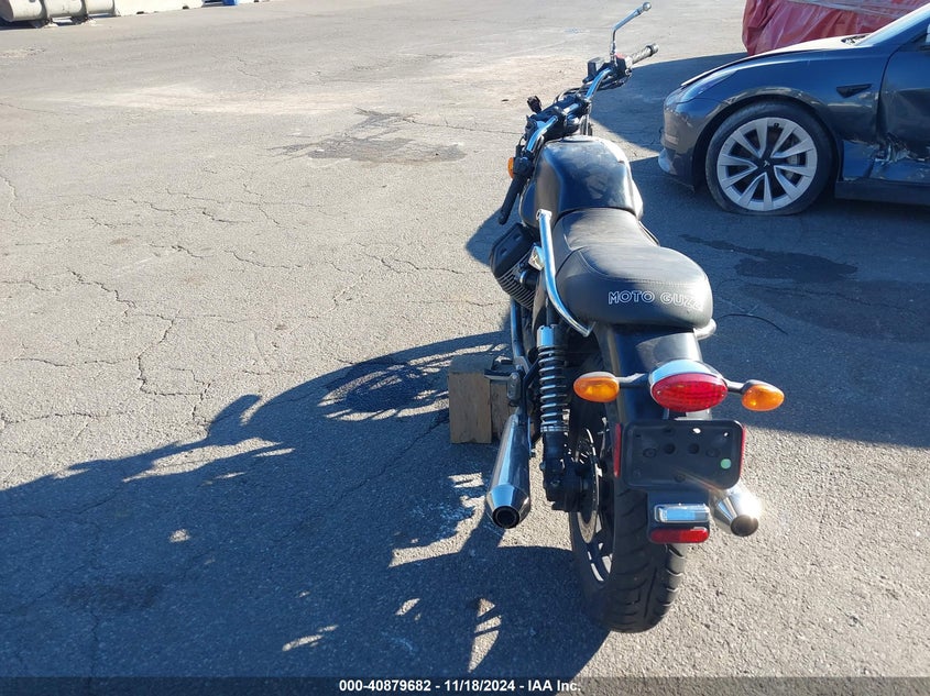 ZGULWU007DM112339 2013 MOTO GUZZI V7 photo no. 6