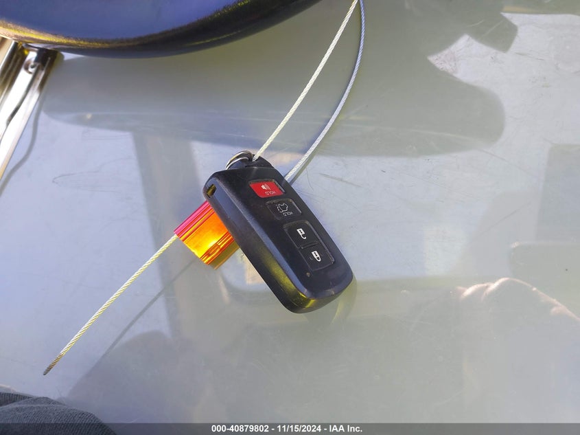 VIN JTMWFREV0JJ748731 2018 TOYOTA RAV4 ADVENTURE/XLE