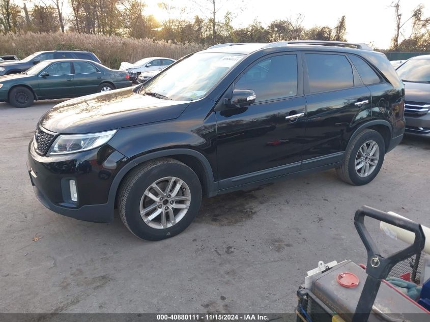 VIN 5XYKT4A65FG623515 2015 KIA Sorento, LX no.2