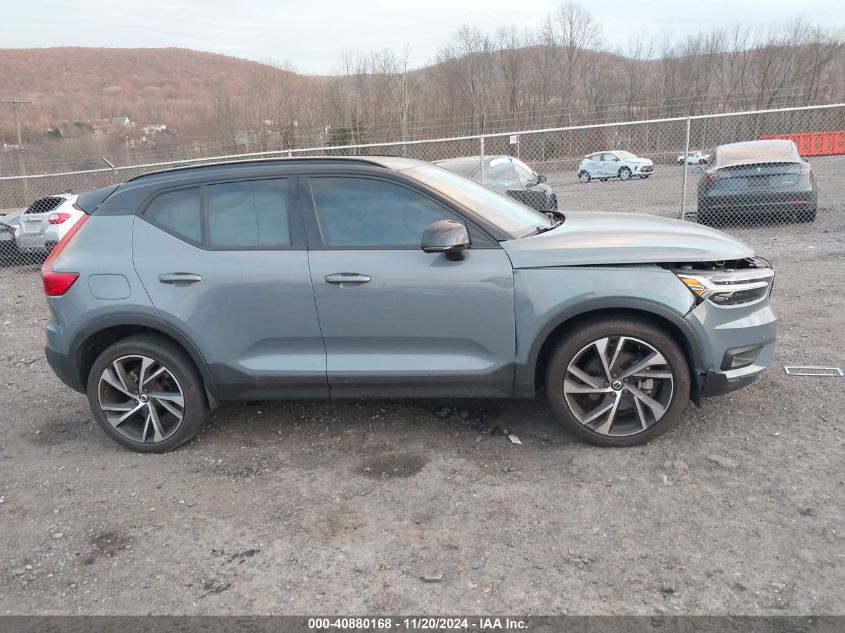 2021 Volvo Xc40 T5 R-Design VIN: YV4162UM6M2494402 Lot: 40880168