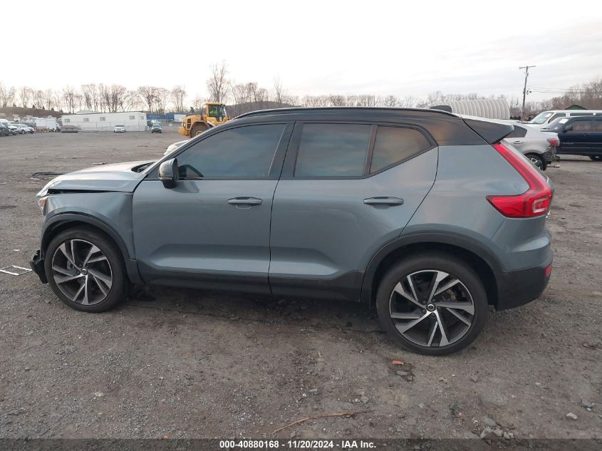 2021 Volvo Xc40 T5 R-Design VIN: YV4162UM6M2494402 Lot: 40880168