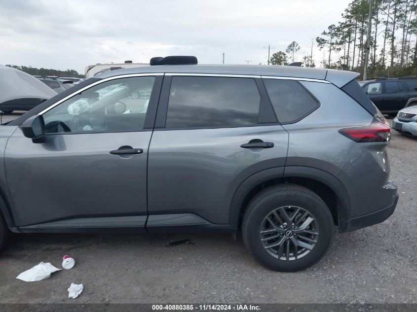 2024 Nissan Rogue S Fwd VIN: 5N1BT3AA1RC692947 Lot: 40880385