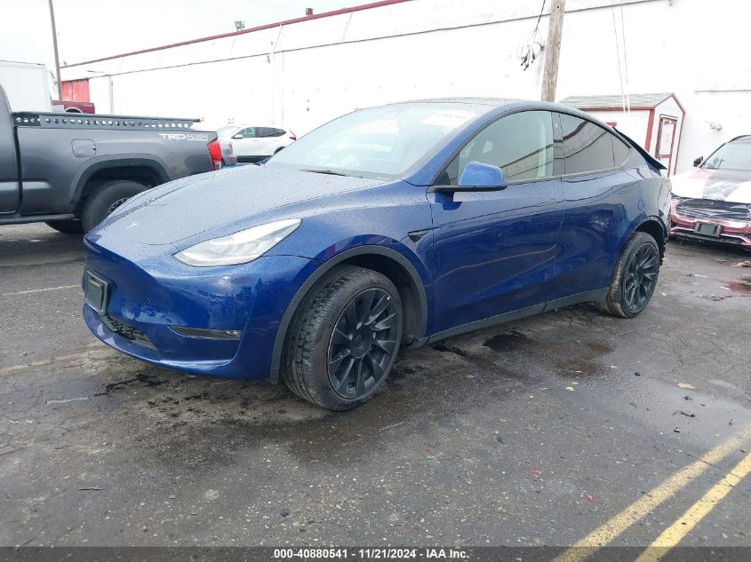 2022 Tesla Model Y Long Range Dual Motor All-Wheel Drive VIN: 7SAYGDEE3NF386600 Lot: 40880541