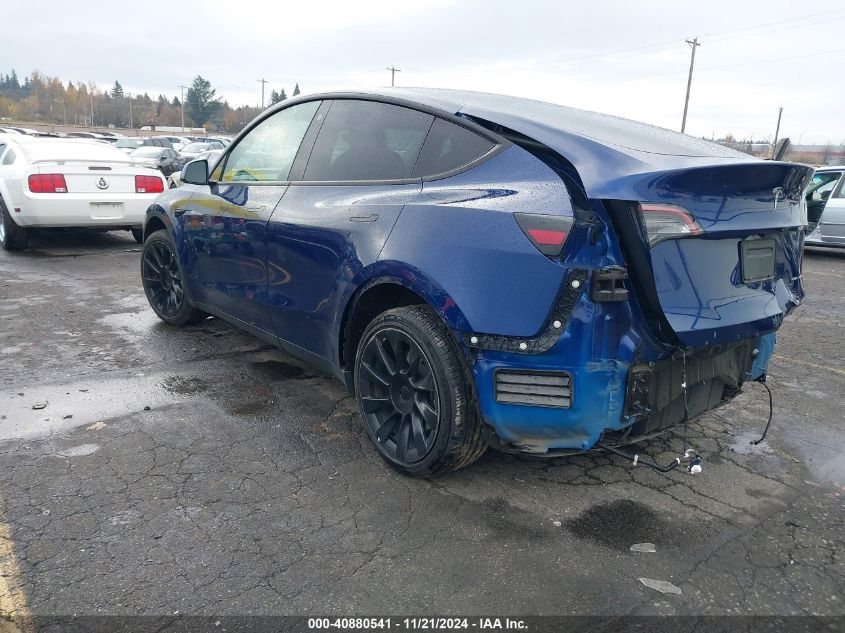 2022 Tesla Model Y Long Range Dual Motor All-Wheel Drive VIN: 7SAYGDEE3NF386600 Lot: 40880541