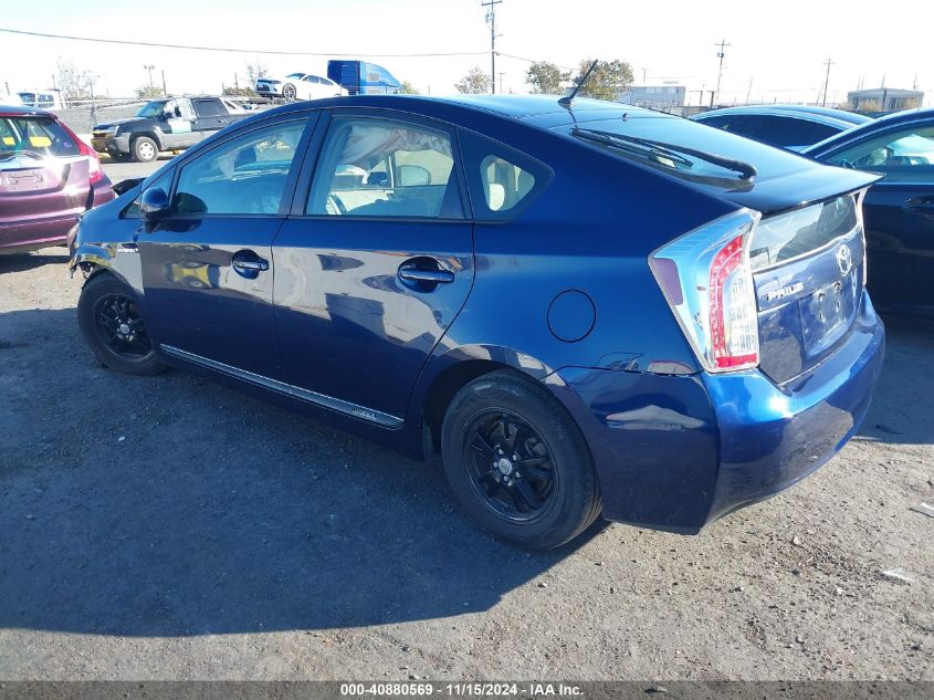 VIN JTDKN3DUXF0453320 2015 Toyota Prius, Two no.3