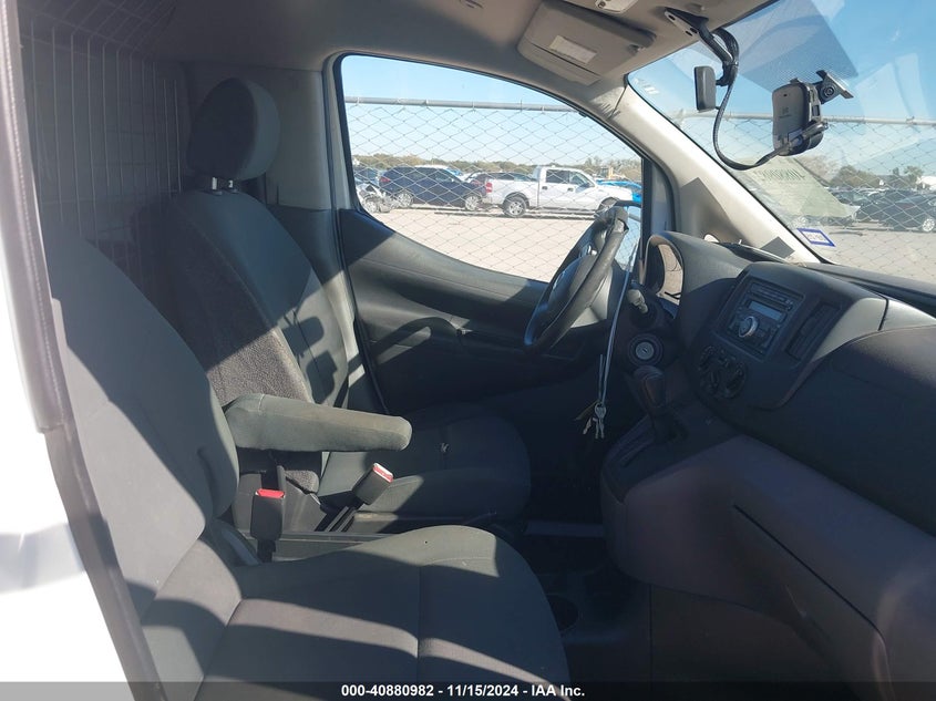 2014 NISSAN NV200 VIN: 3N6CM0KN7EK697433
