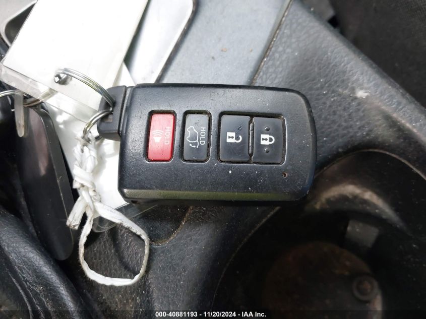 2016 TOYOTA RAV4 HYBRID XLE - JTMRJREV4GD042056