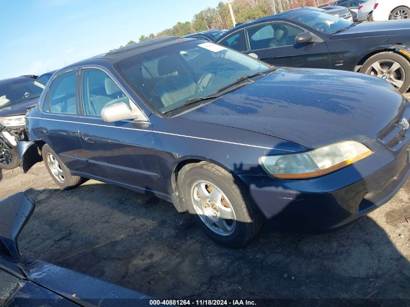 1998 Honda Accord Ex VIN: 1HGCG5655WA172585 Lot: 40881264