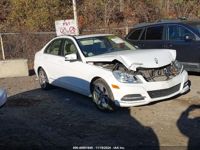 2013 Mercedes-Benz C 300 Luxury 4Matic/Sport 4Matic VIN: WDDGF8AB9DR280715 Lot: 40881649