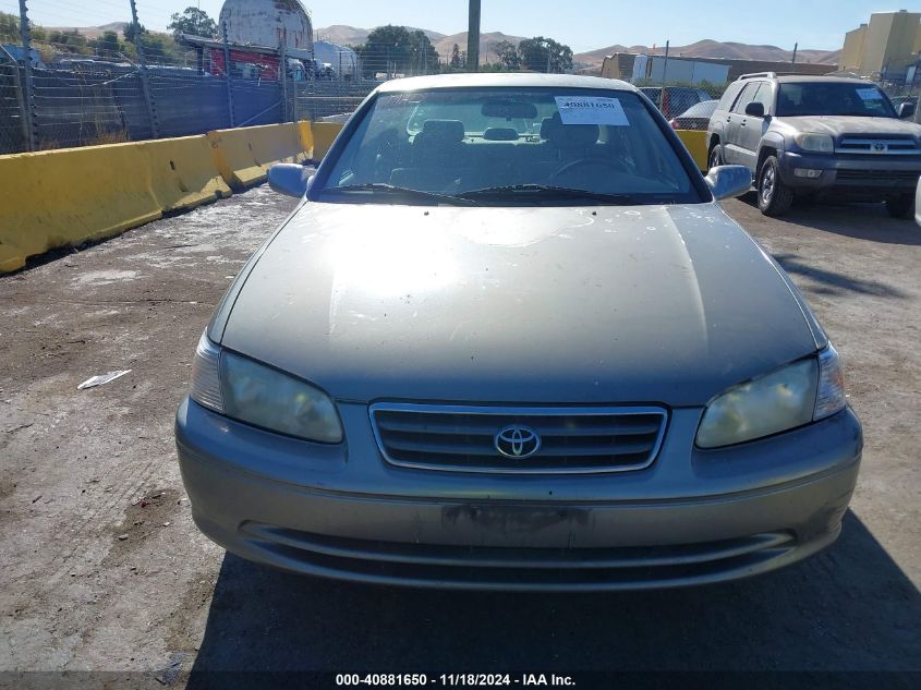 2000 Toyota Camry Le VIN: JT2BG22K7Y0397810 Lot: 40881650