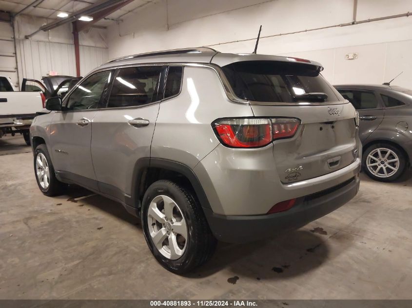 VIN 3C4NJDBB0JT256913 2018 JEEP COMPASS no.3