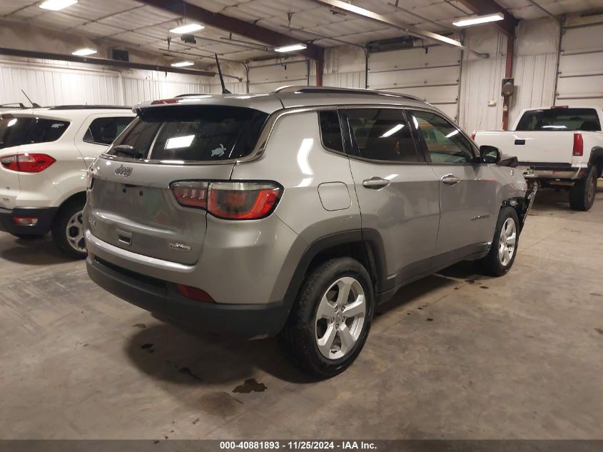 VIN 3C4NJDBB0JT256913 2018 JEEP COMPASS no.4