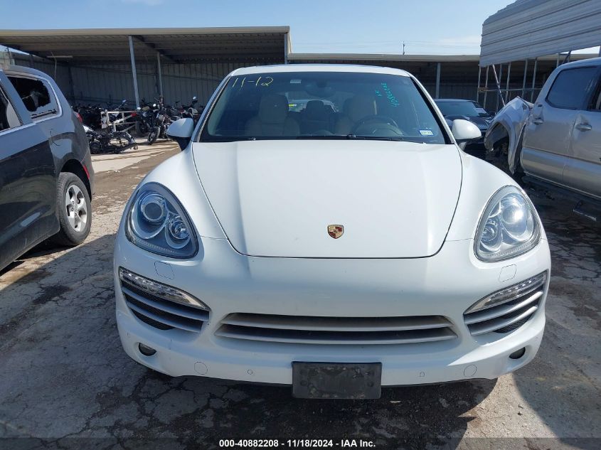 2014 Porsche Cayenne Platinum Edition VIN: WP1AA2A21ELA08657 Lot: 40882208