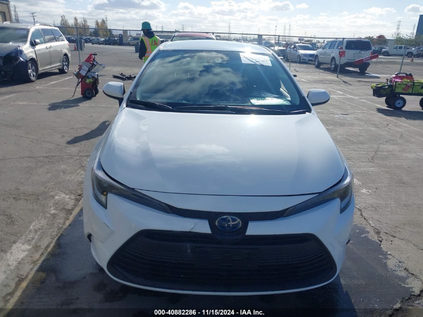 2024 Toyota Corolla Hybrid Le VIN: JTDBCMFE8RJ031238 Lot: 40882286