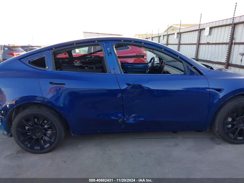 2024 Tesla Model Y Long Range Dual Motor All-Wheel Drive VIN: 7SAYGDEE0RA248581 Lot: 40882431