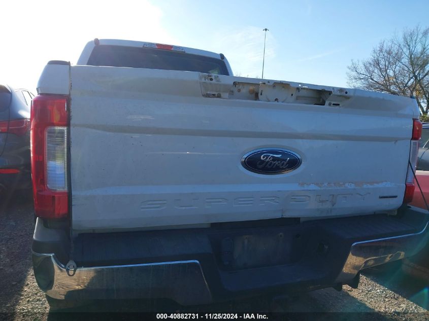 VIN 1FT7W2B68JEC26589 2018 FORD F-250 no.17