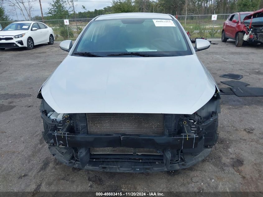 2019 HYUNDAI ELANTRA SE - KMHD74LF9KU843013